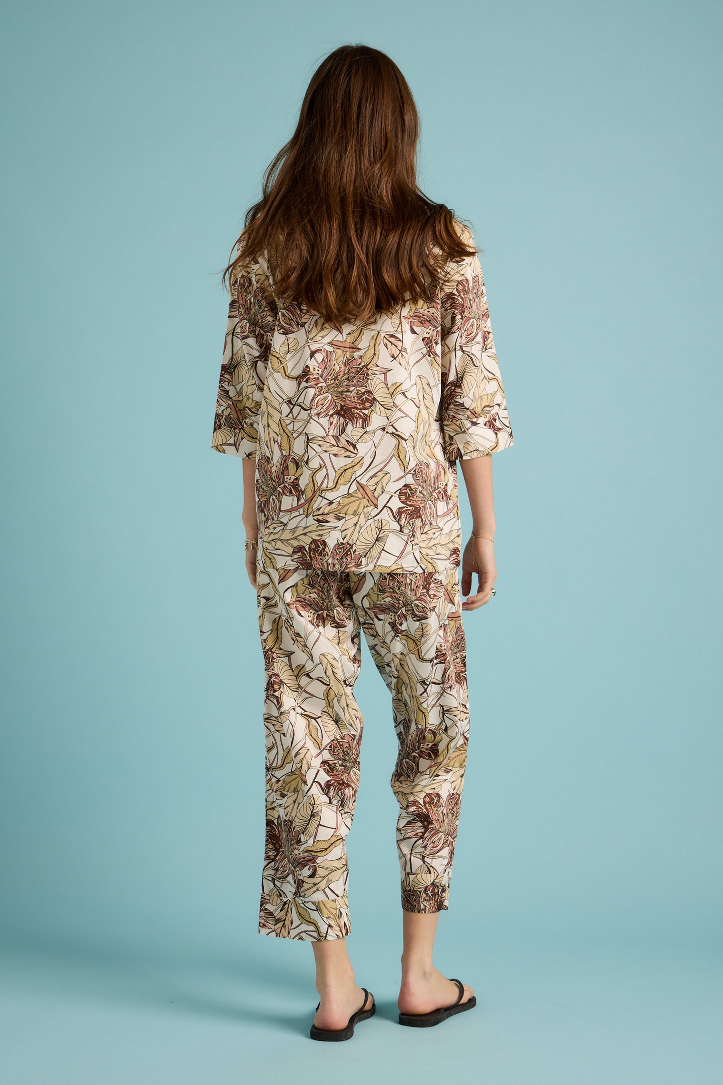 Lilies Crop PJ Cream