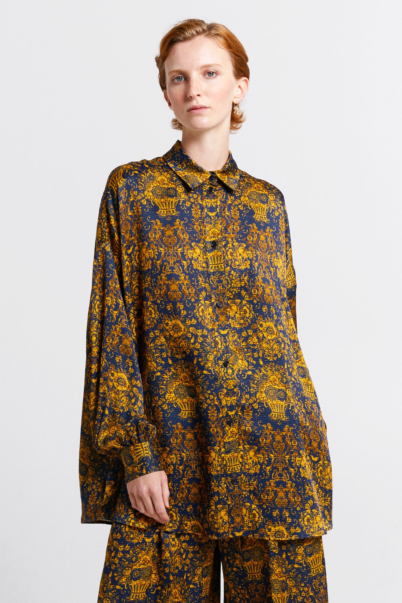 Oversized Walker Shirt Navy/Antique Gold