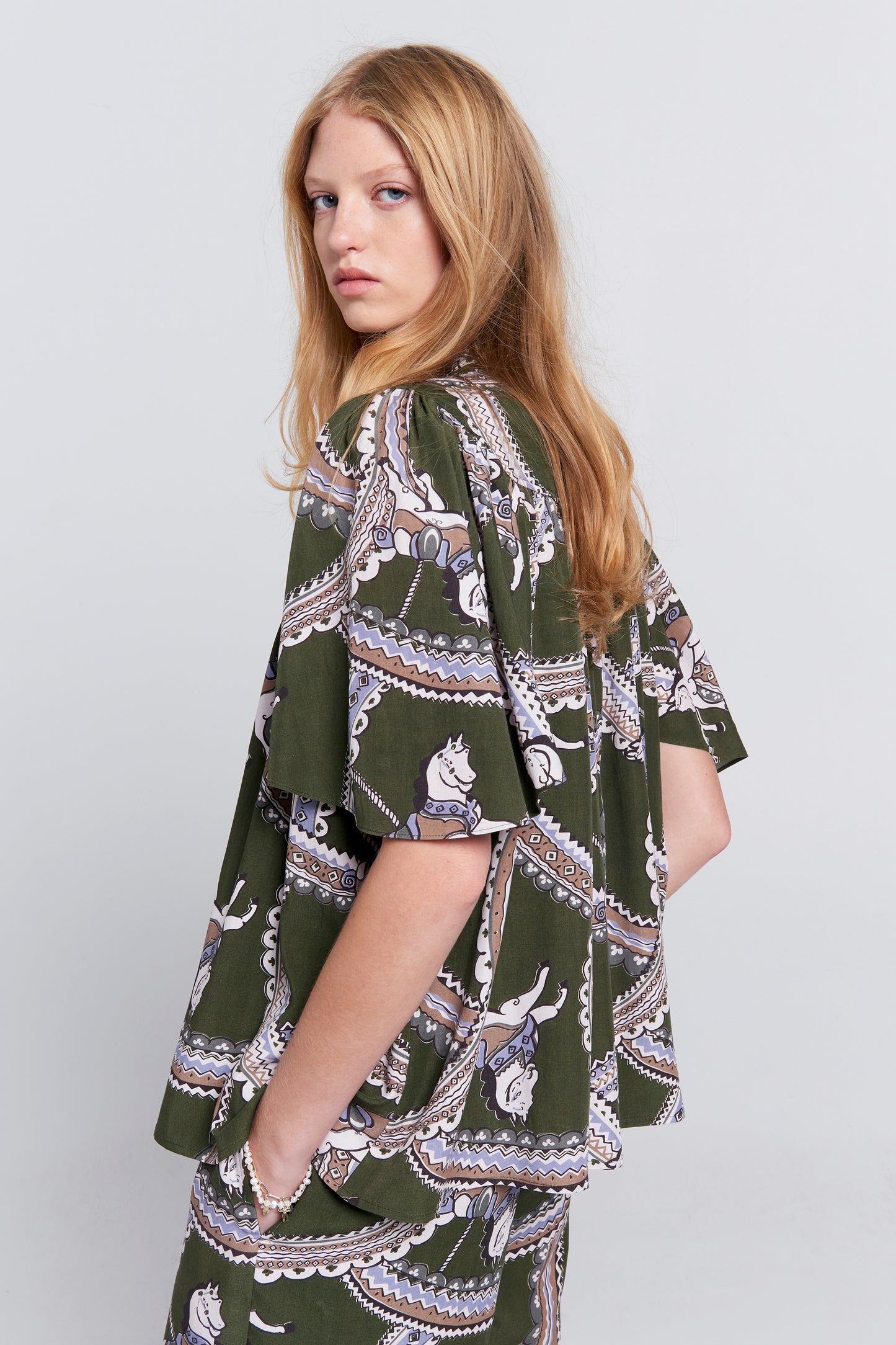 Carousel Shirt Olive Multi