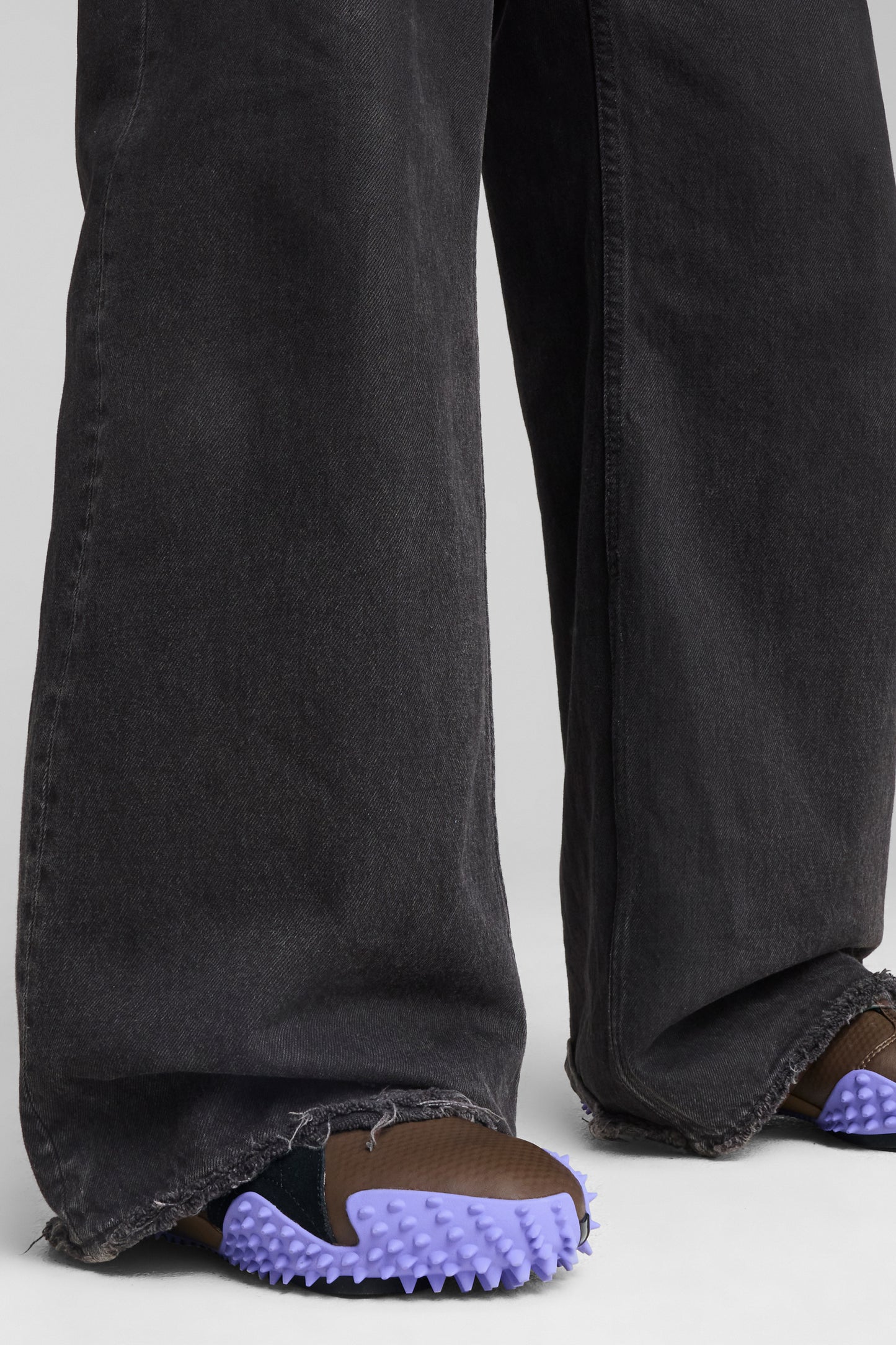 UR Mostro Communication Haute Coffee/Puma Black