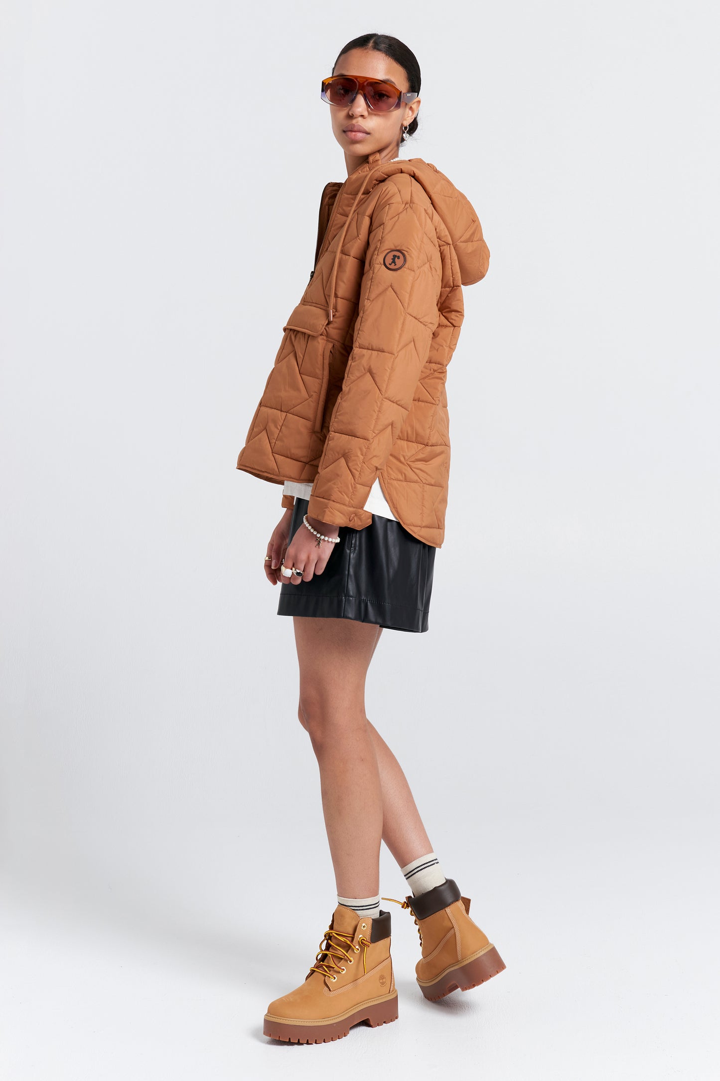 Maple Shorts Leatherette Black