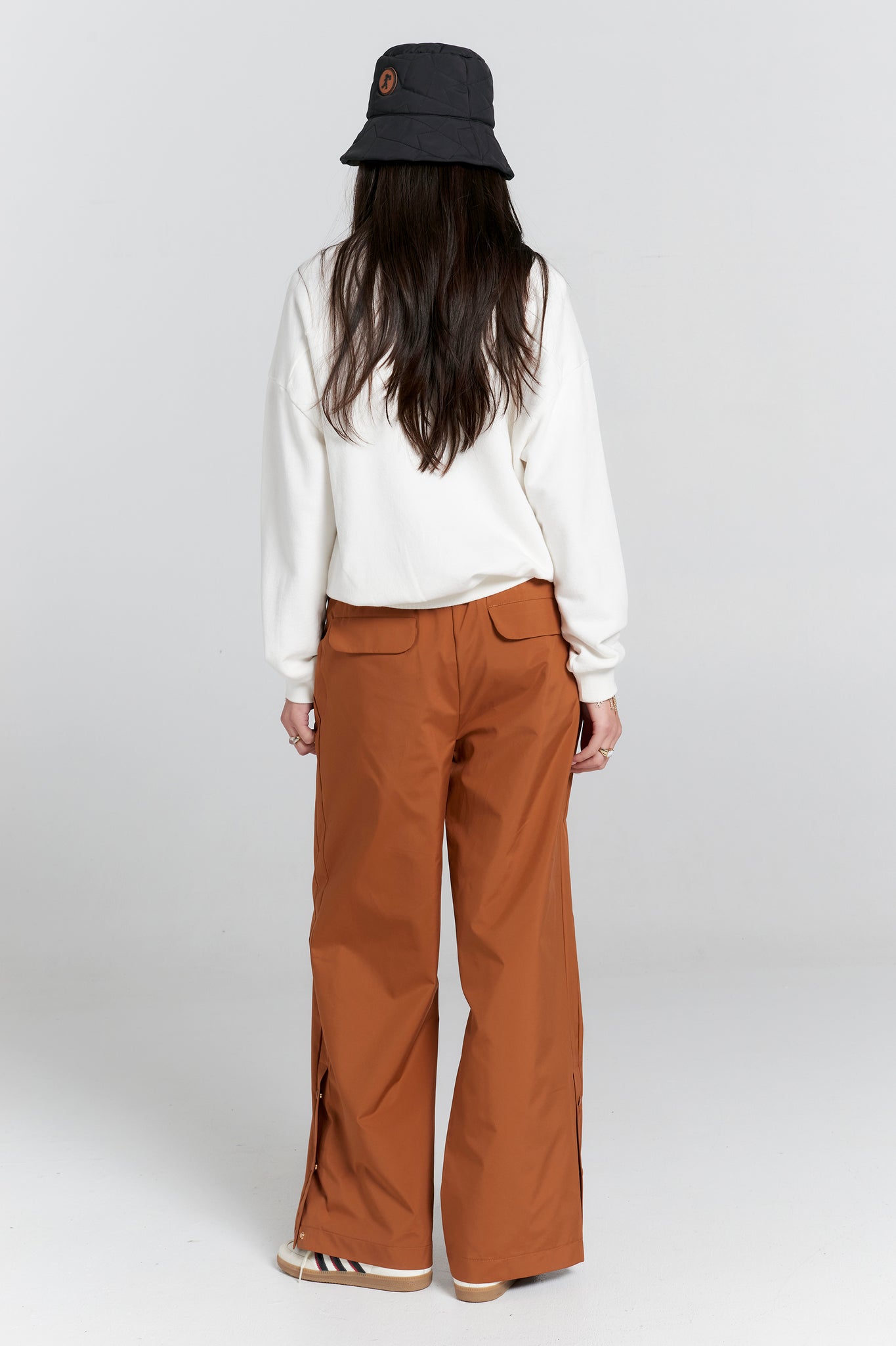 Leisure Track Pants Dark Tan