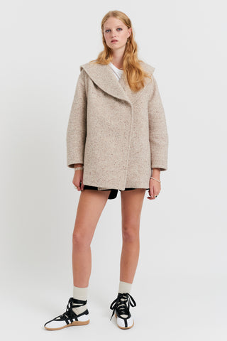 Hooded Excursion Jacket Oatmeal