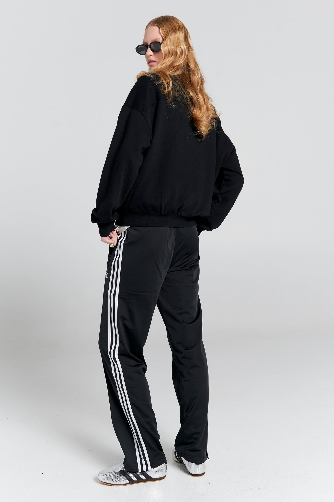Runaway Girl Organic Cotton Crewneck Sweatshirt Black