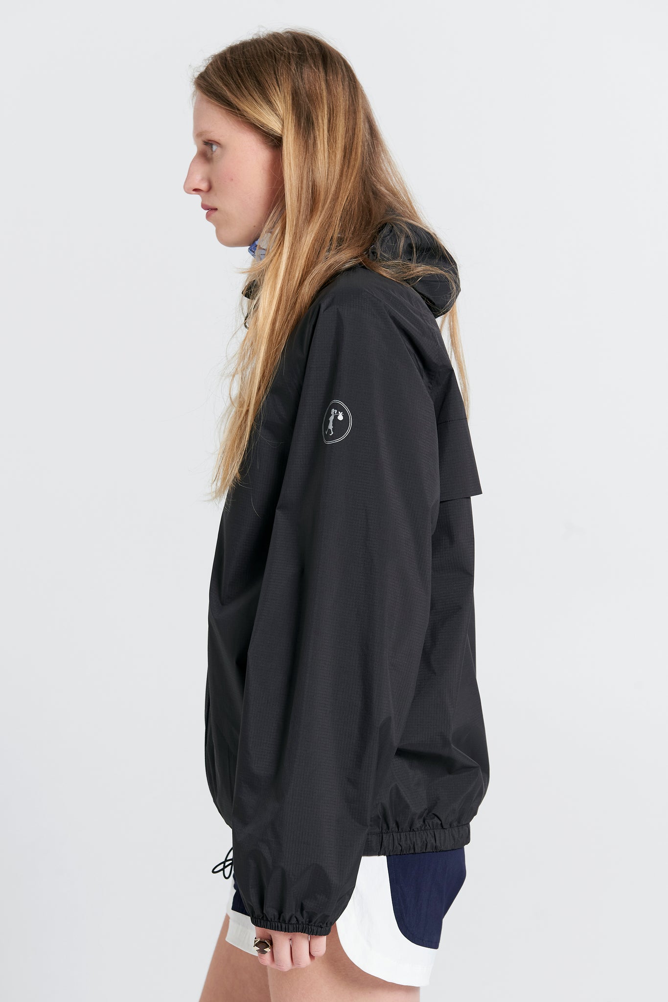 Runaway Windbreaker Black