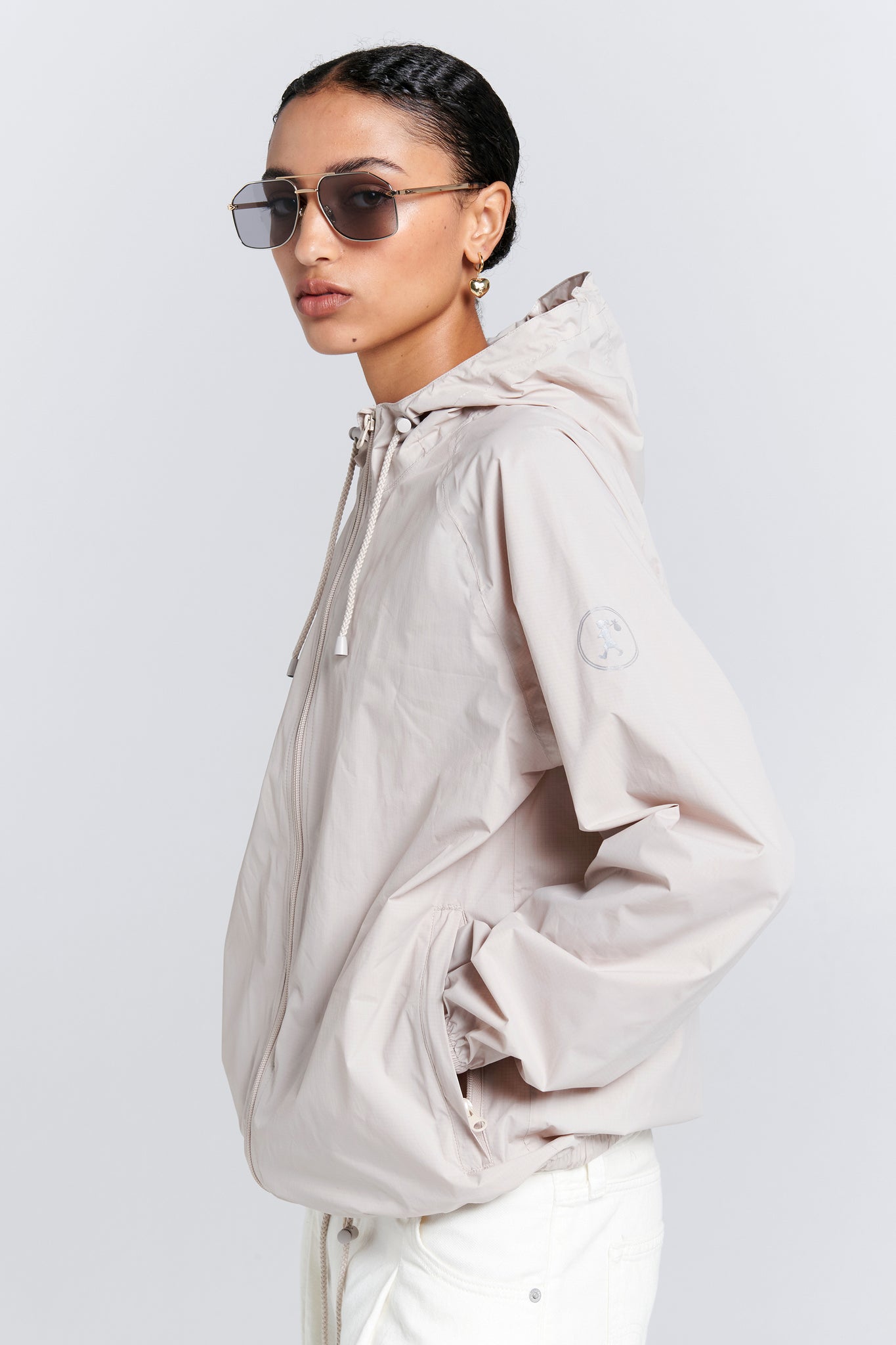 Runaway Windbreaker Pumice