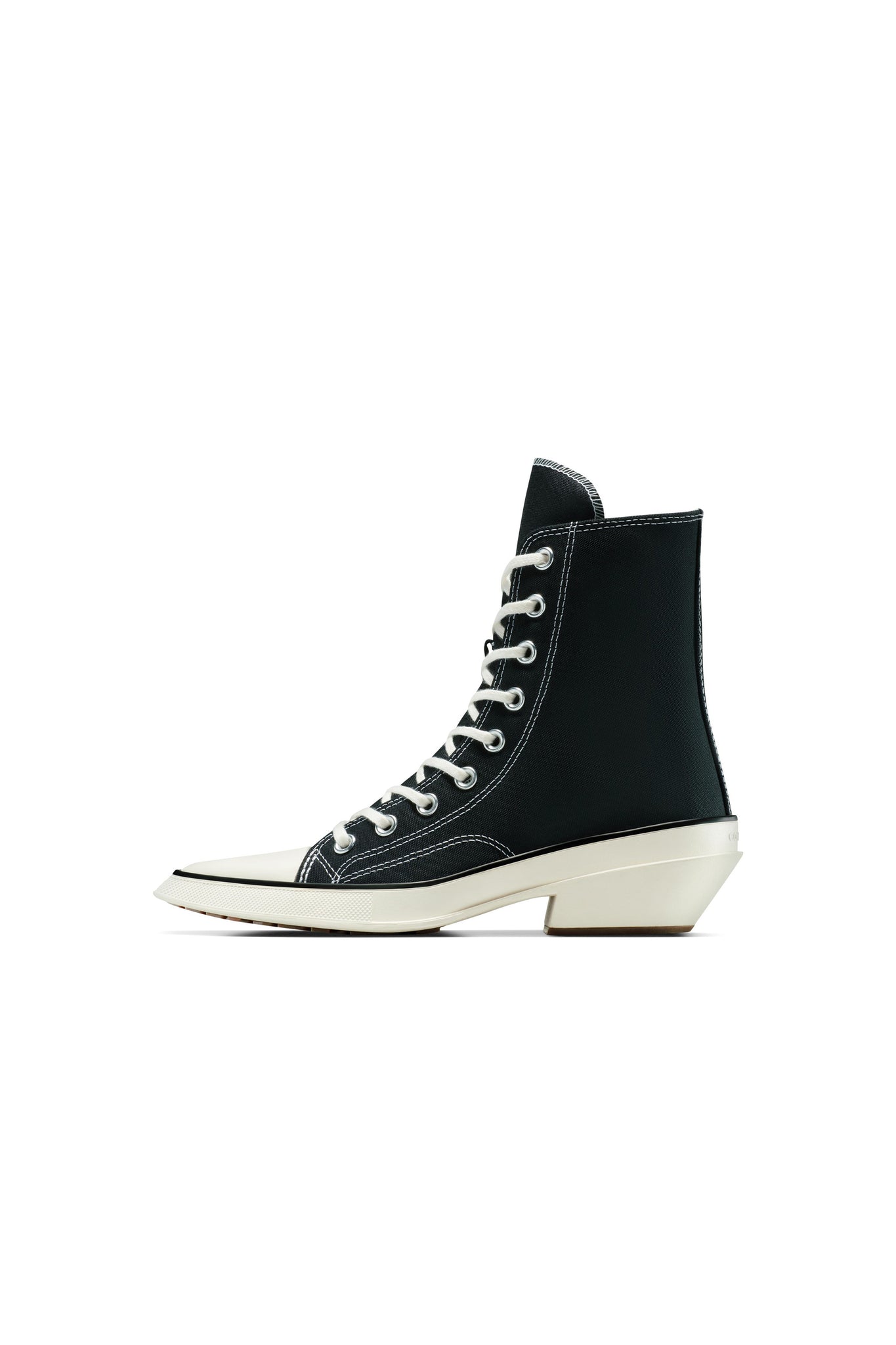 Chuck Taylor 70 De Luxe Pointed Leather X-High Top Black/White