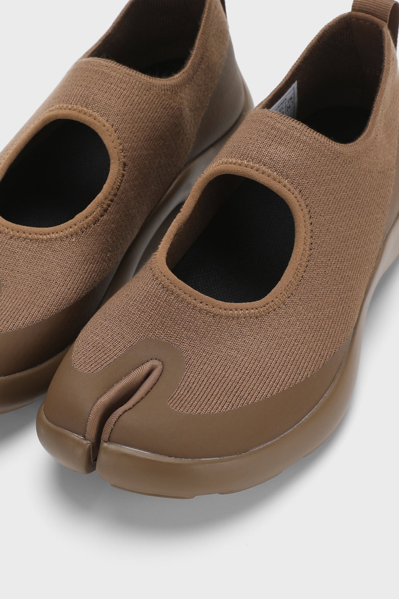 Sandal Chocolate