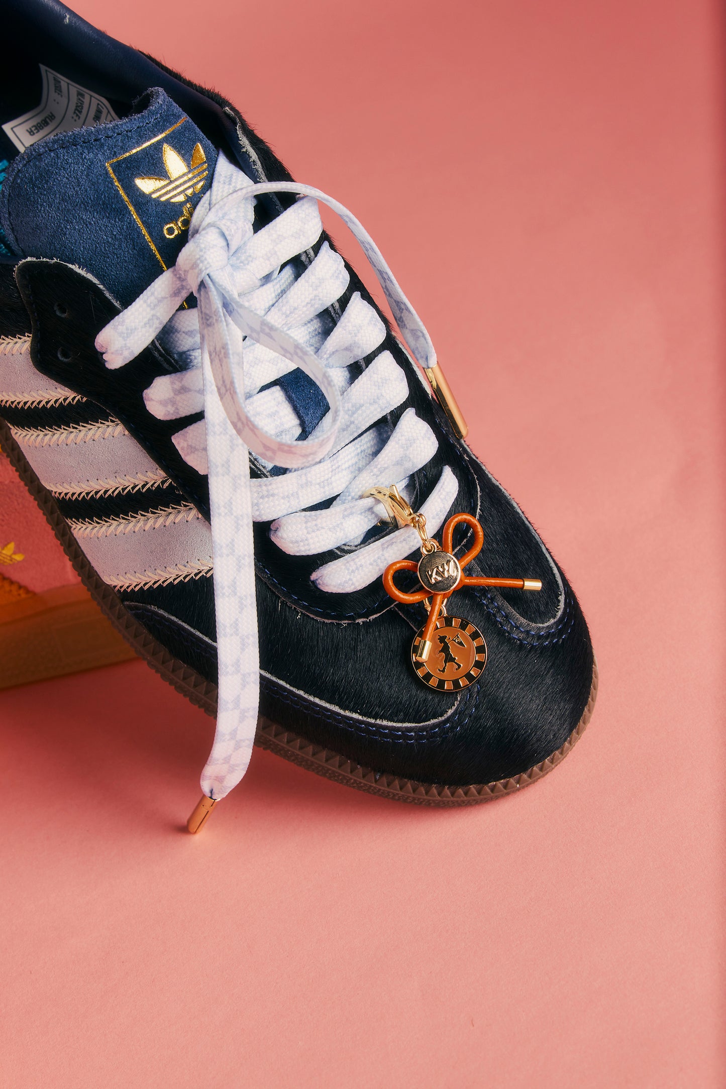 Sailor Girl Charm Gold/Brown