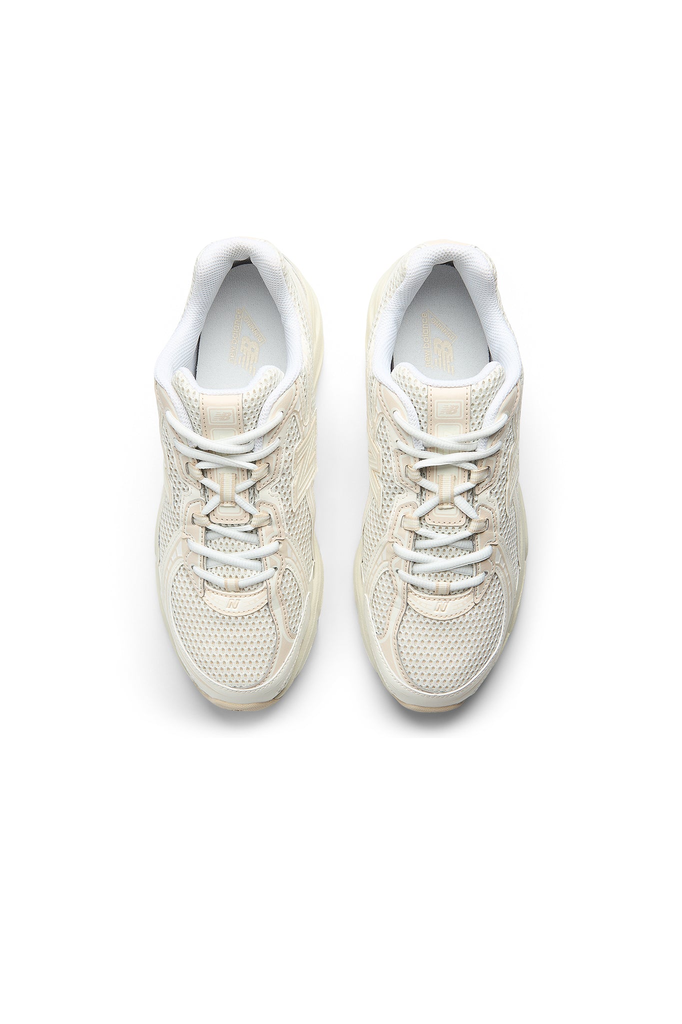 740 Bisque/Angora/Sea Salt