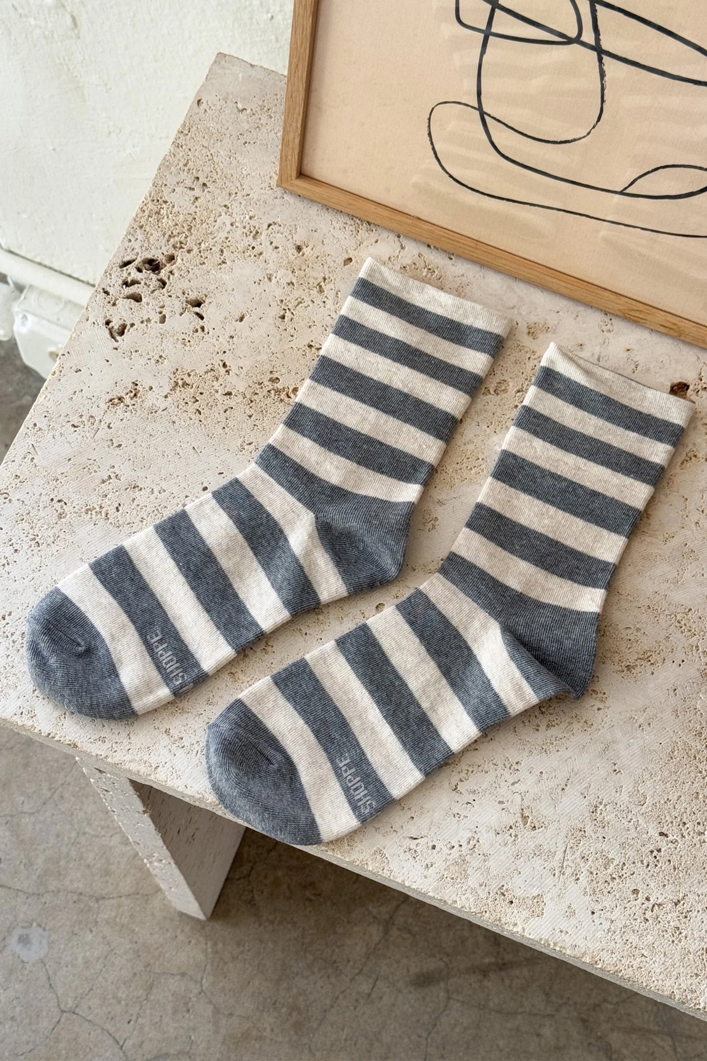 Wally Socks Wide Grey Stripe
