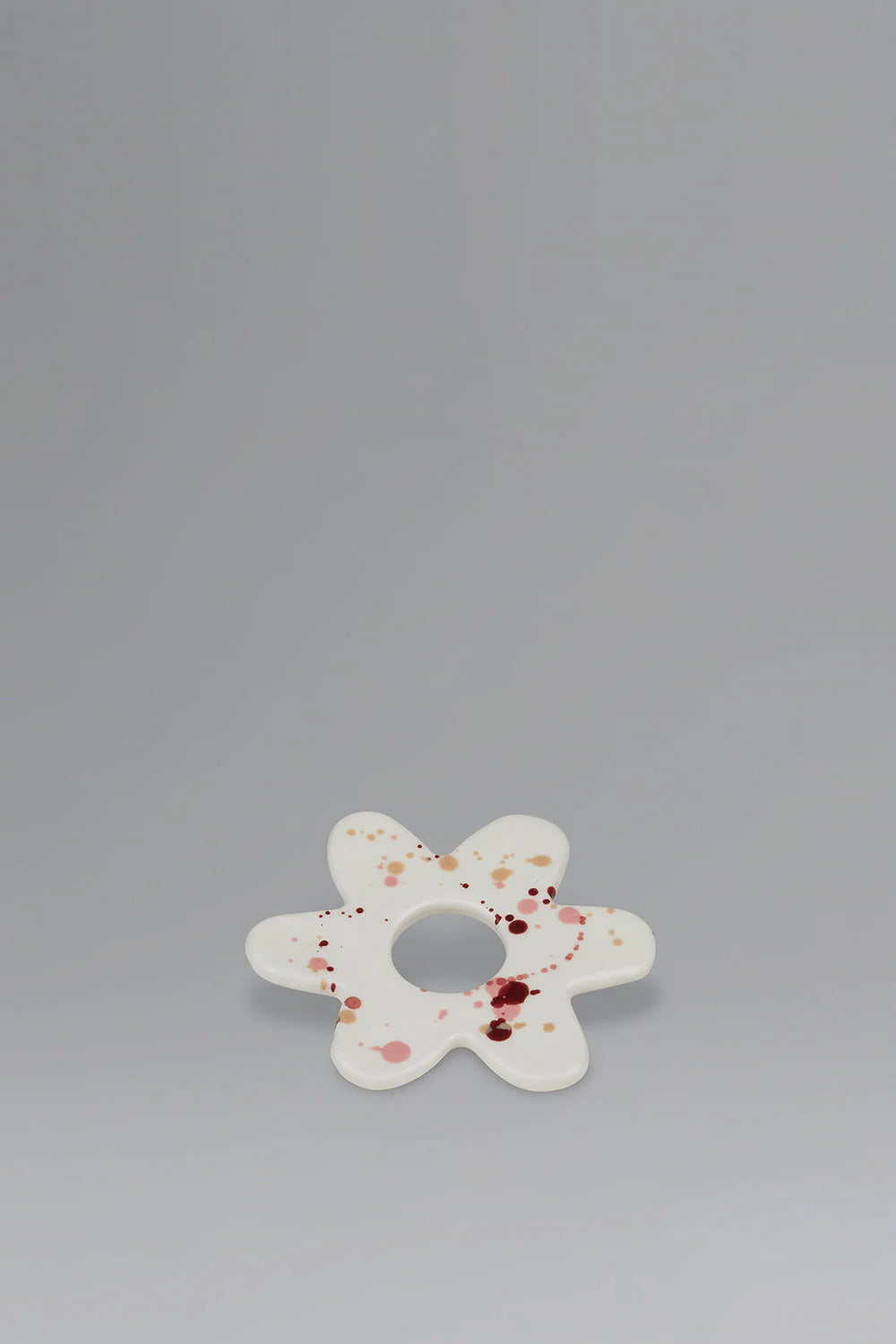 Daisy Napkin Ring Raspberry Splatter