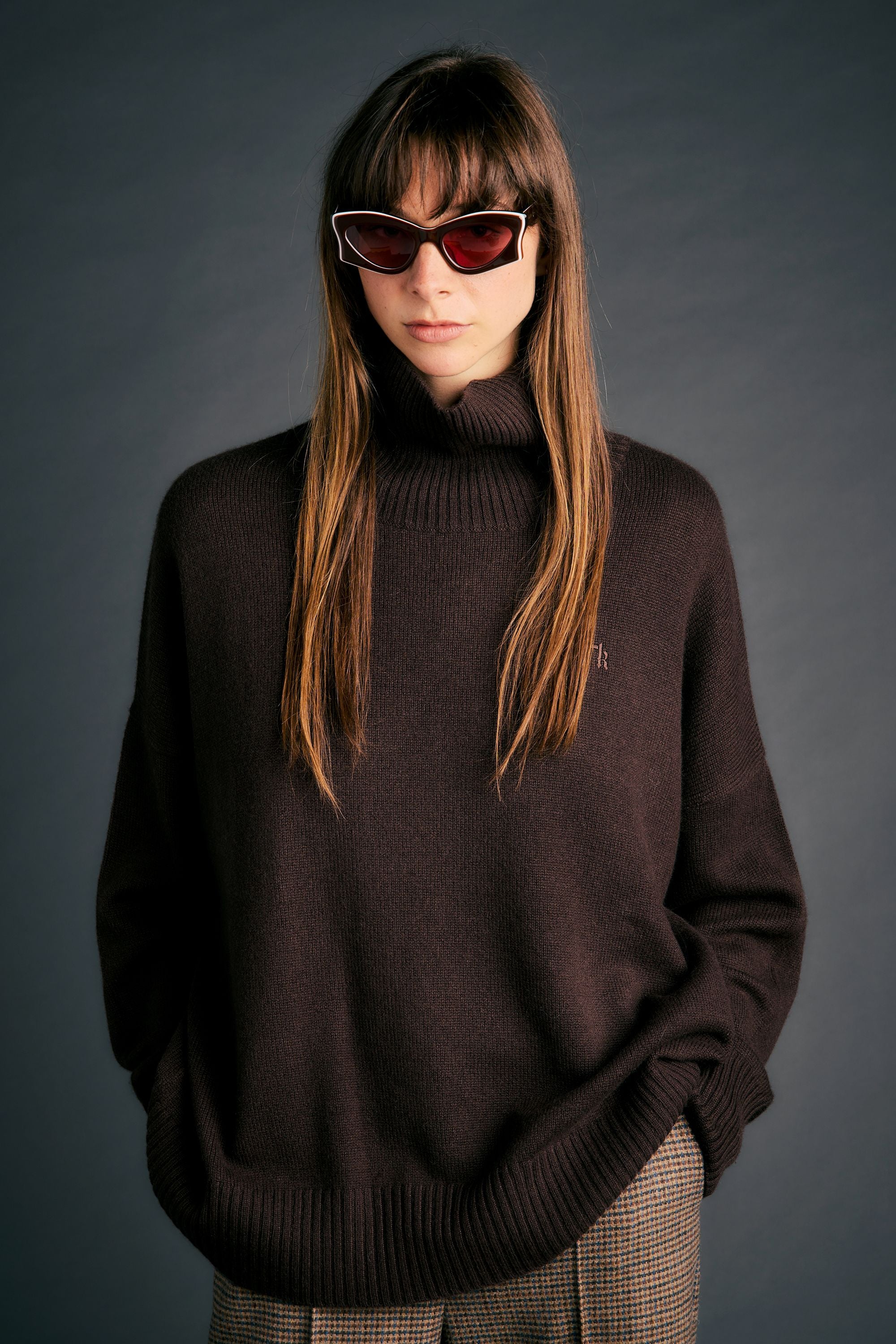 Carmen Oversized Turtleneck Sweater Chocolate – Karen Walker