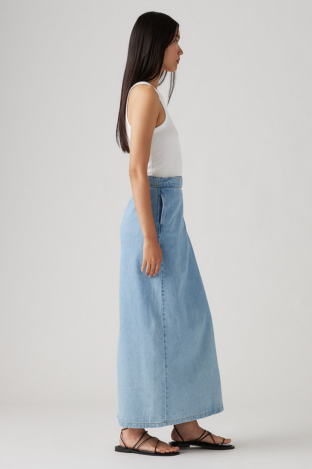 Column Wrap Skirt Wrapped in Blue