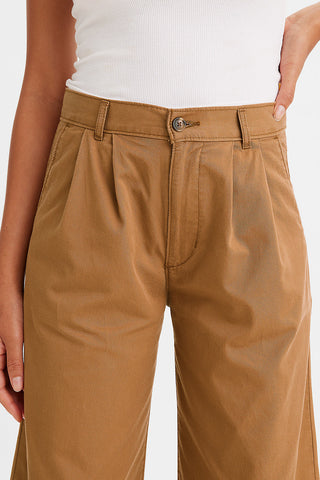High Rise Pleated Trousers Foxtrot Brown