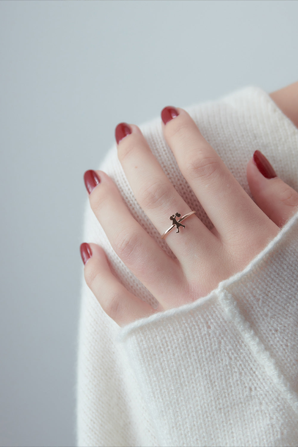 Mini Runaway Girl Ring Rose Gold