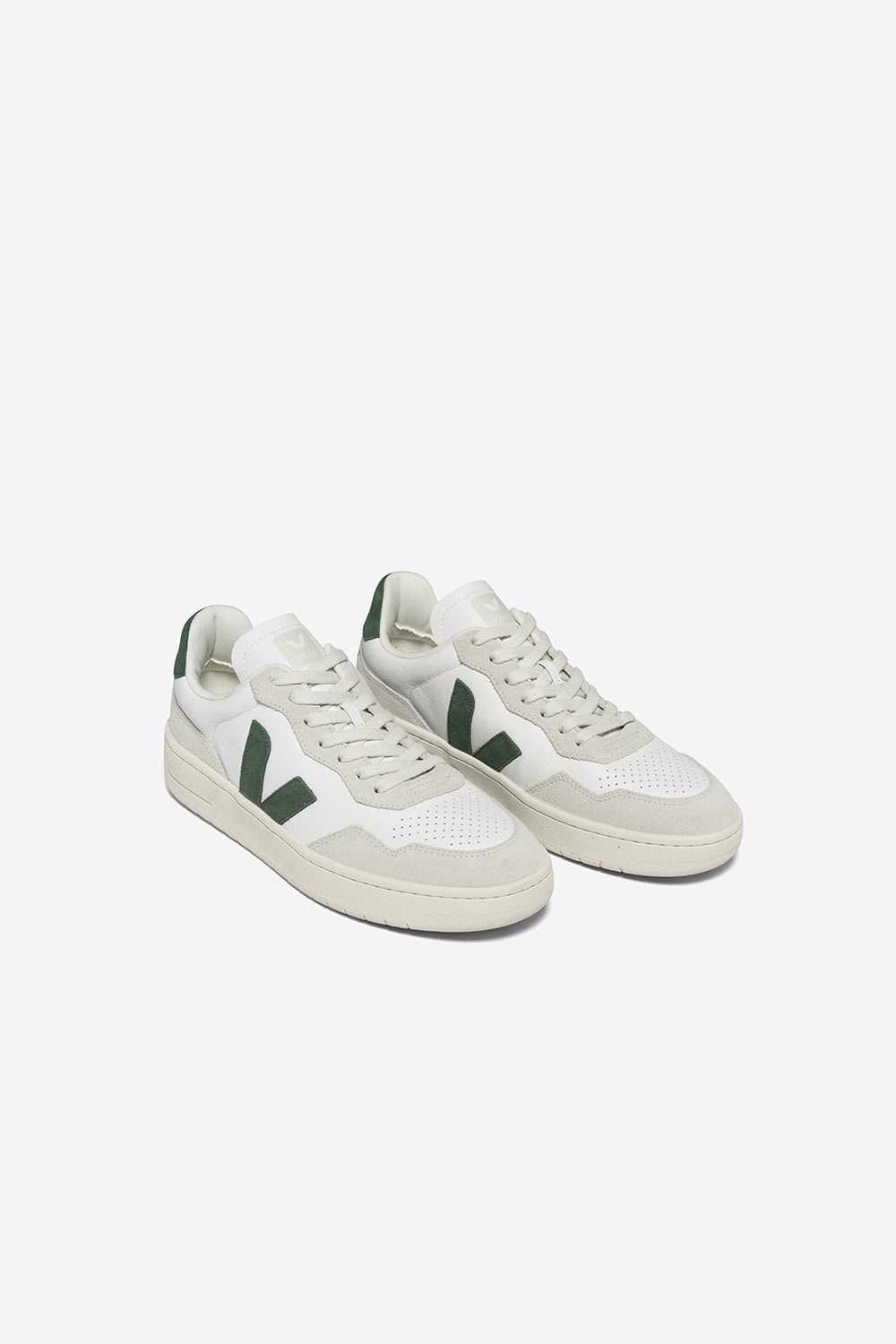 Veja V-90 Extra White/Cyprus