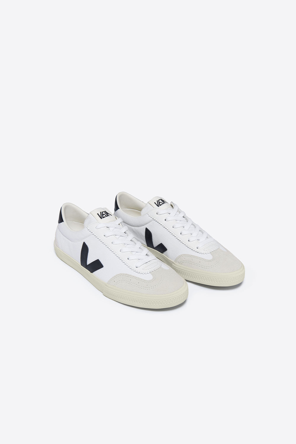 Volley White/Black