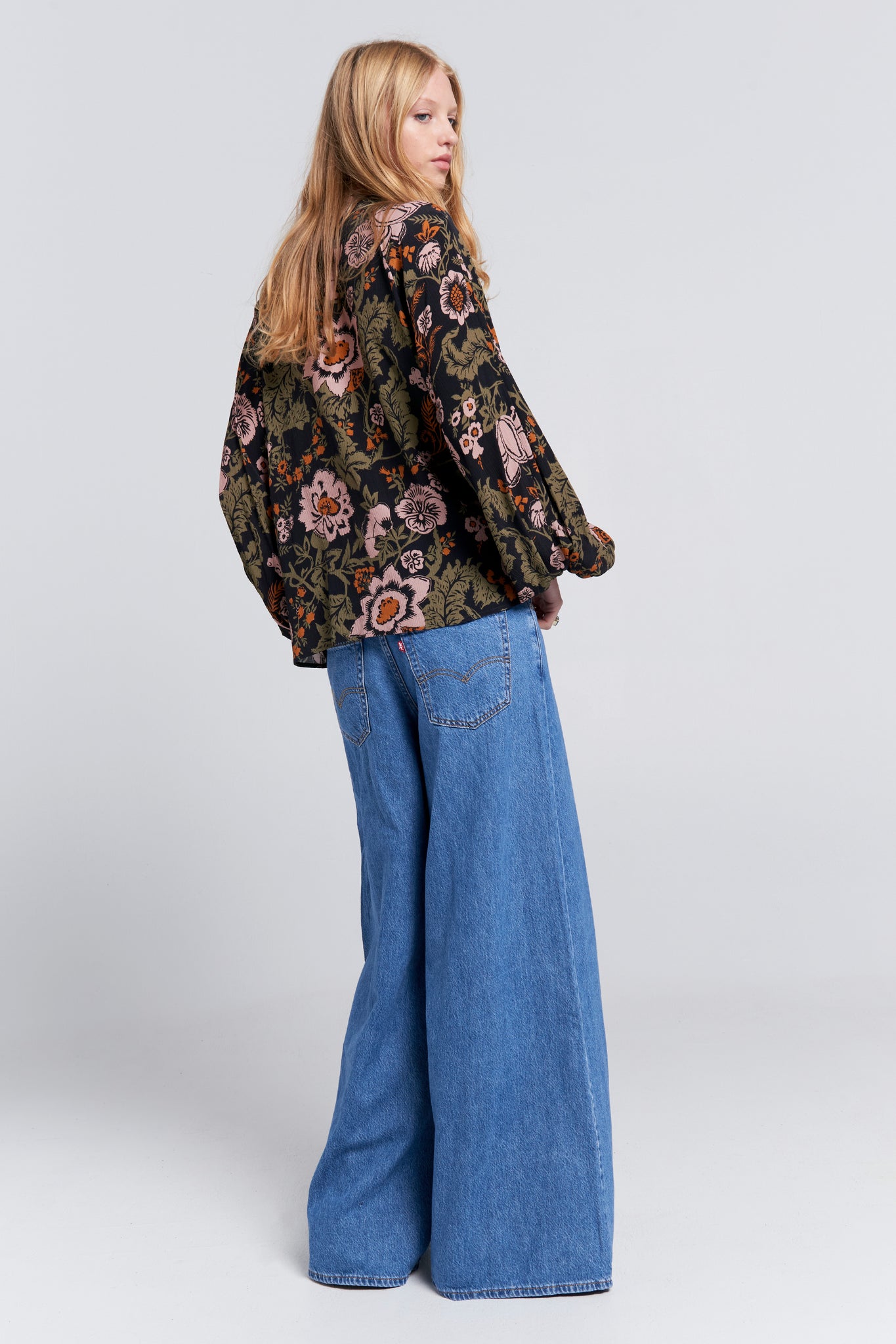 XL Superwide Jeans Cause and Effect