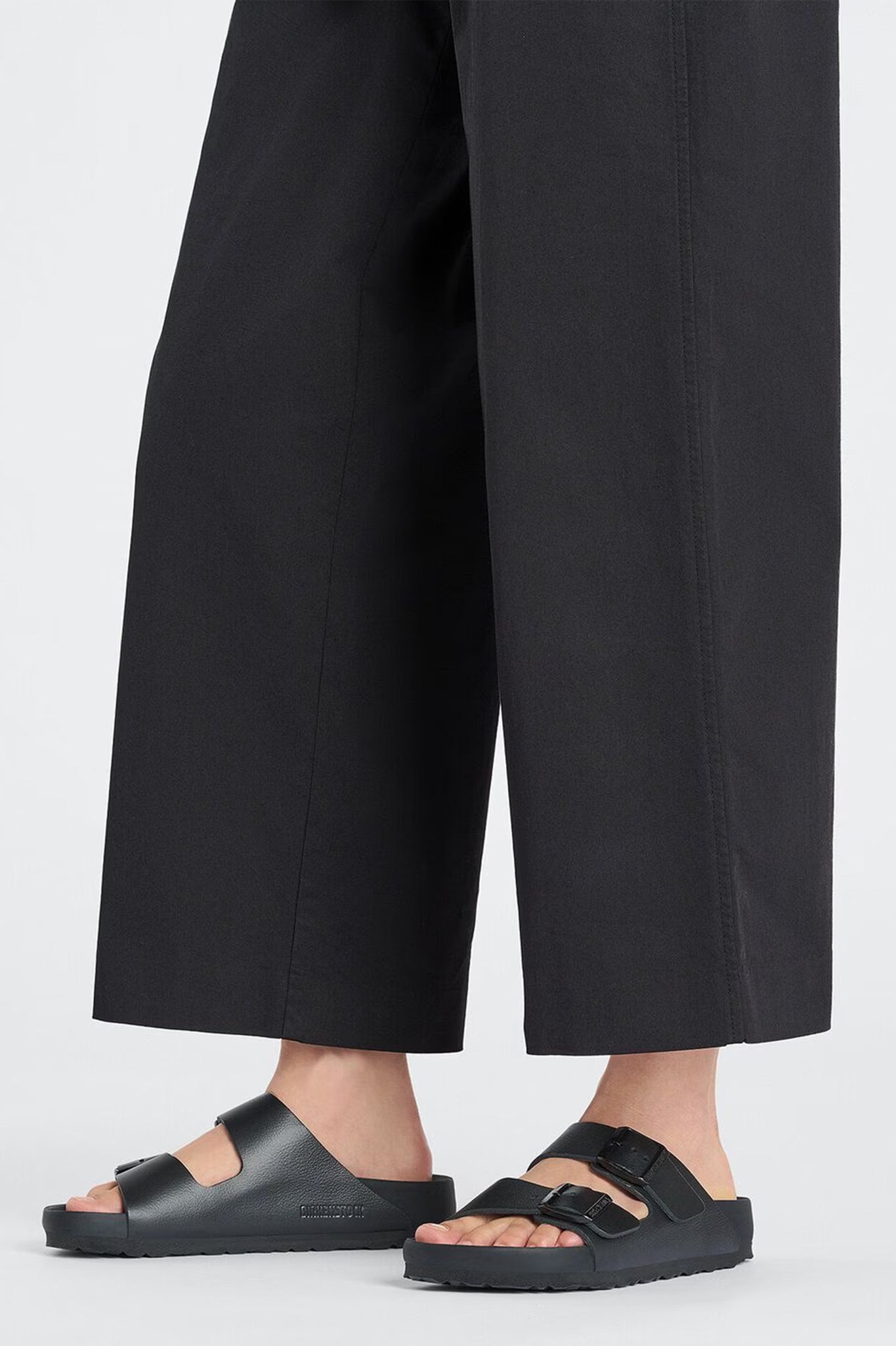 Arizona Exquisite Regular Fit Black
