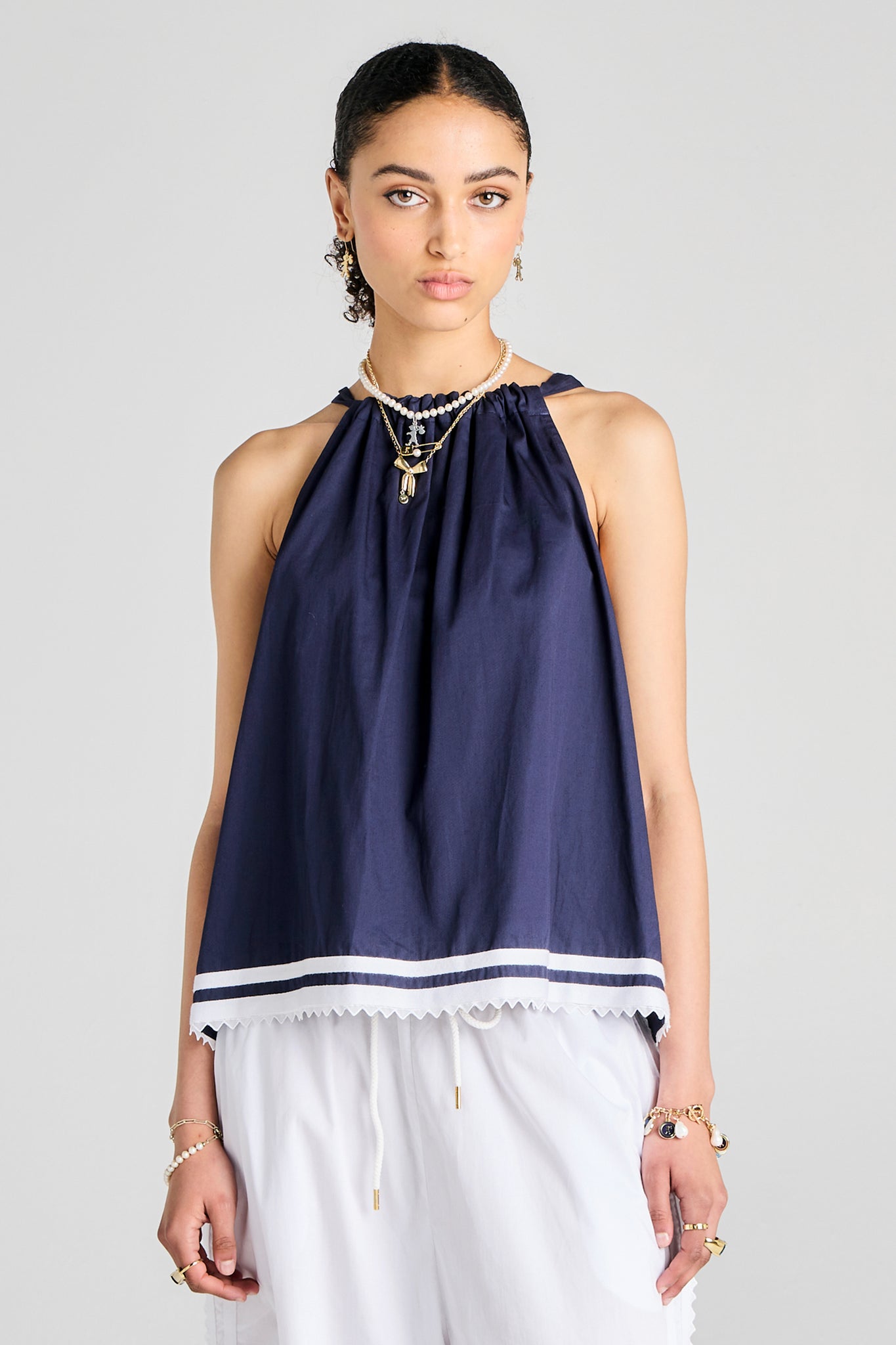 Scout Bow Back Top Navy