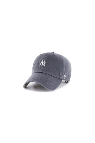 New York Yankees Base Runner Clean Up Vintage Navy