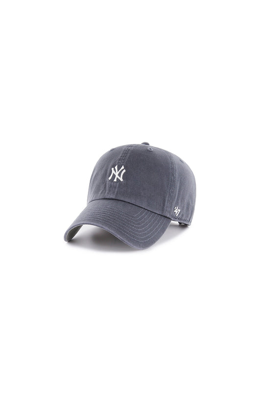 New York Yankees Base Runner Clean Up Vintage Navy
