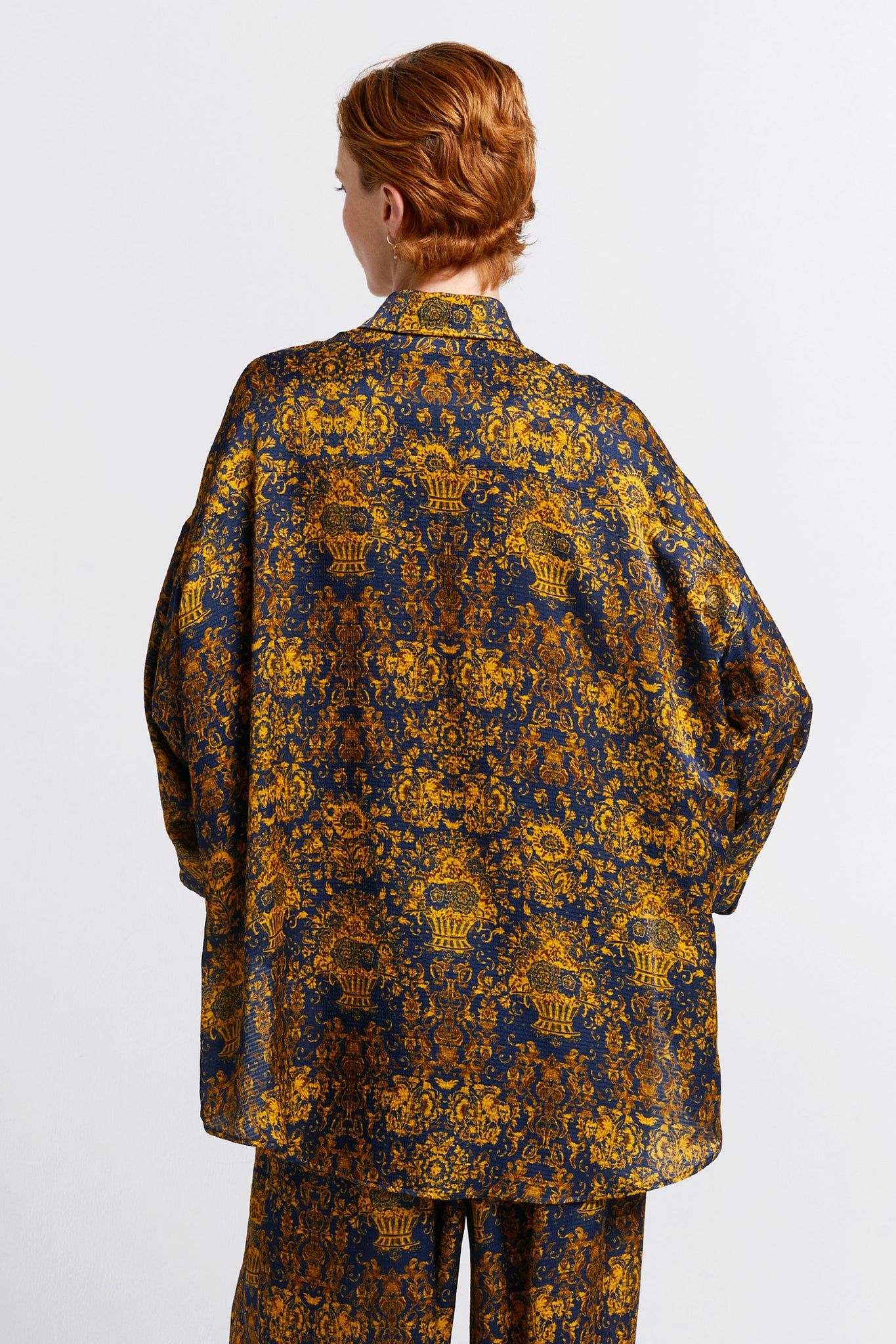 Oversized Walker Shirt Navy/Antique Gold