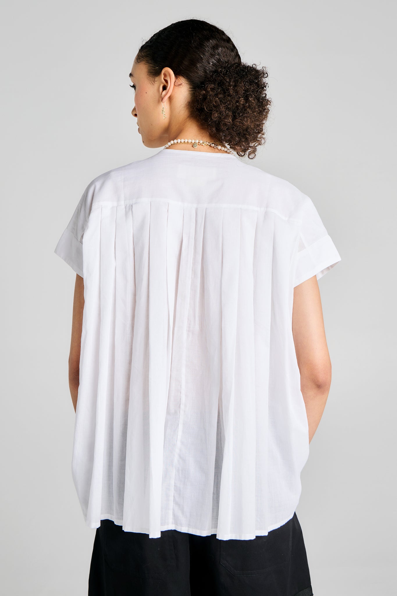 Furrow Sleeveless Shirt White