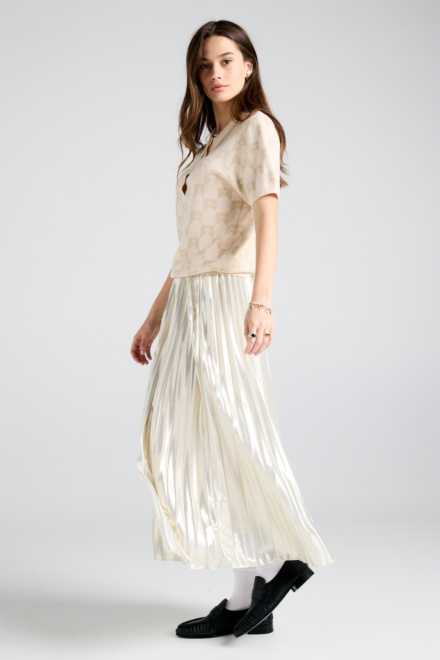 Metallic Sunray Pleated Skirt Cream