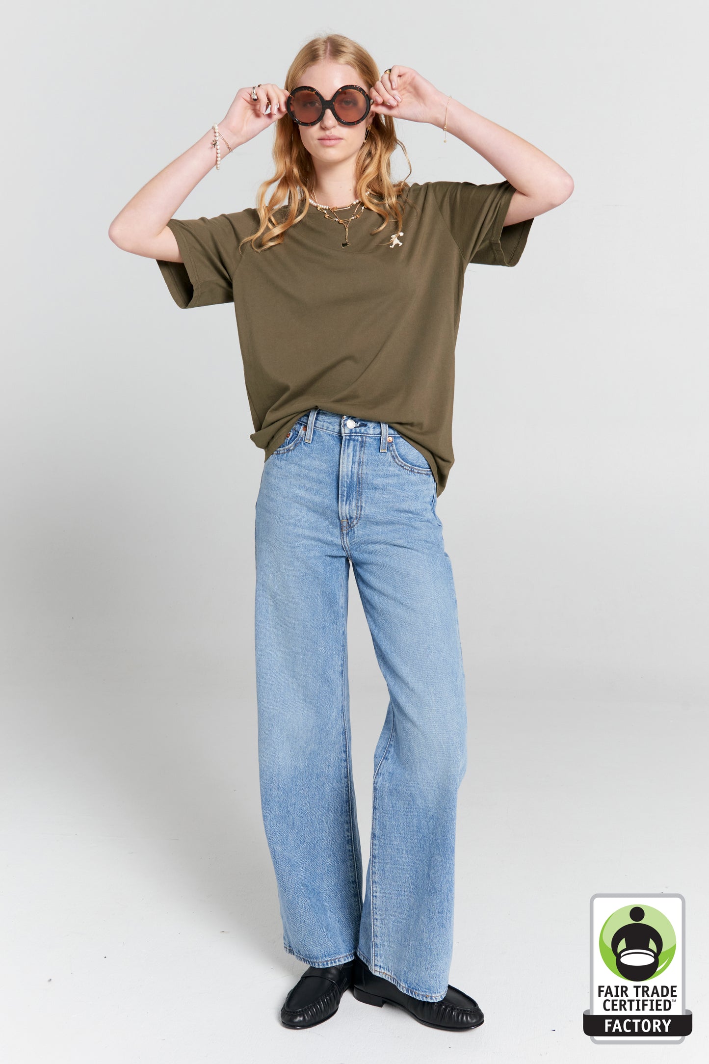 Embroidered Runaway Girl Classic Organic Cotton T-Shirt Hunter Green