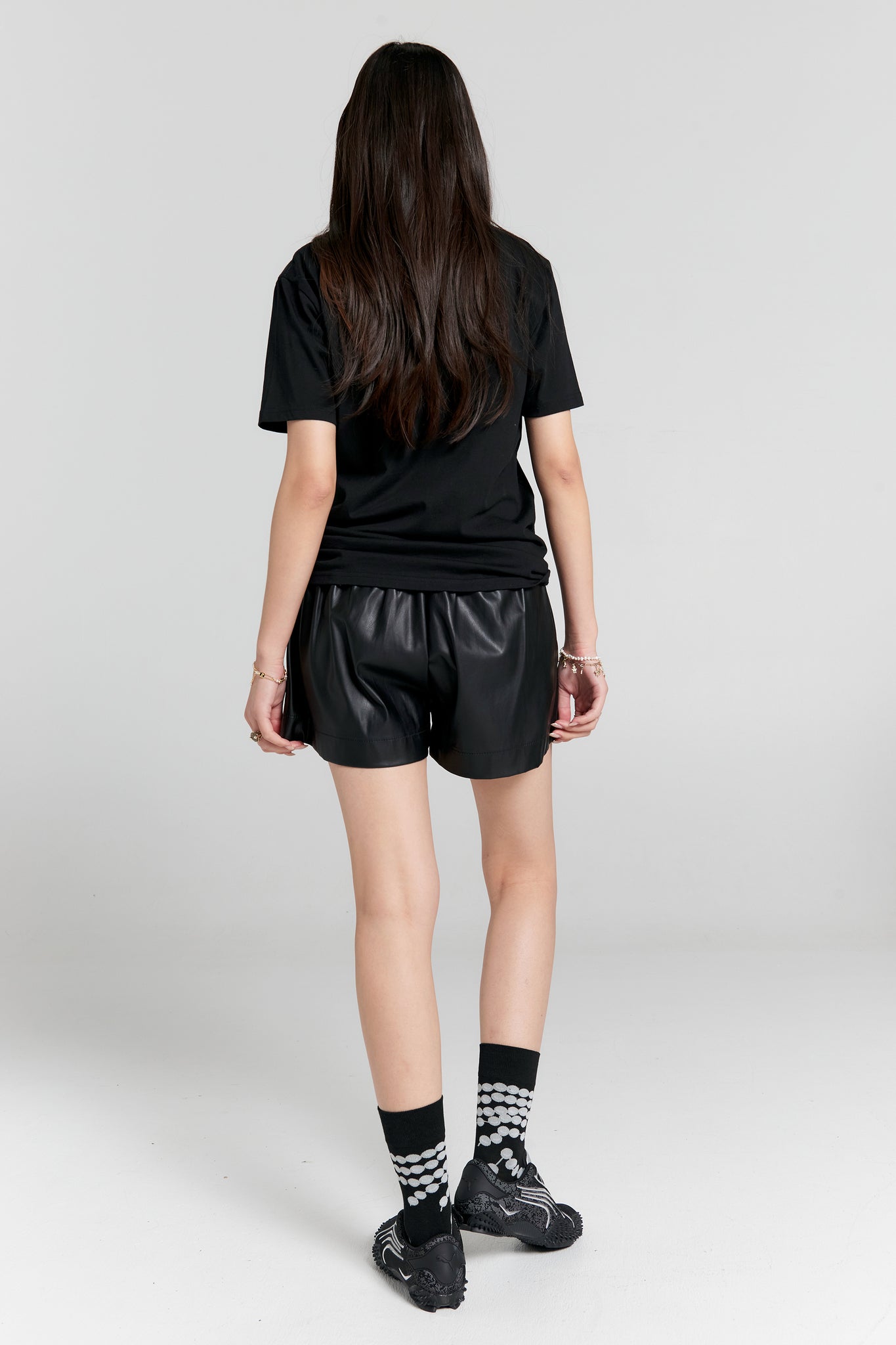 Broken Pearls Organic Cotton T-Shirt Black