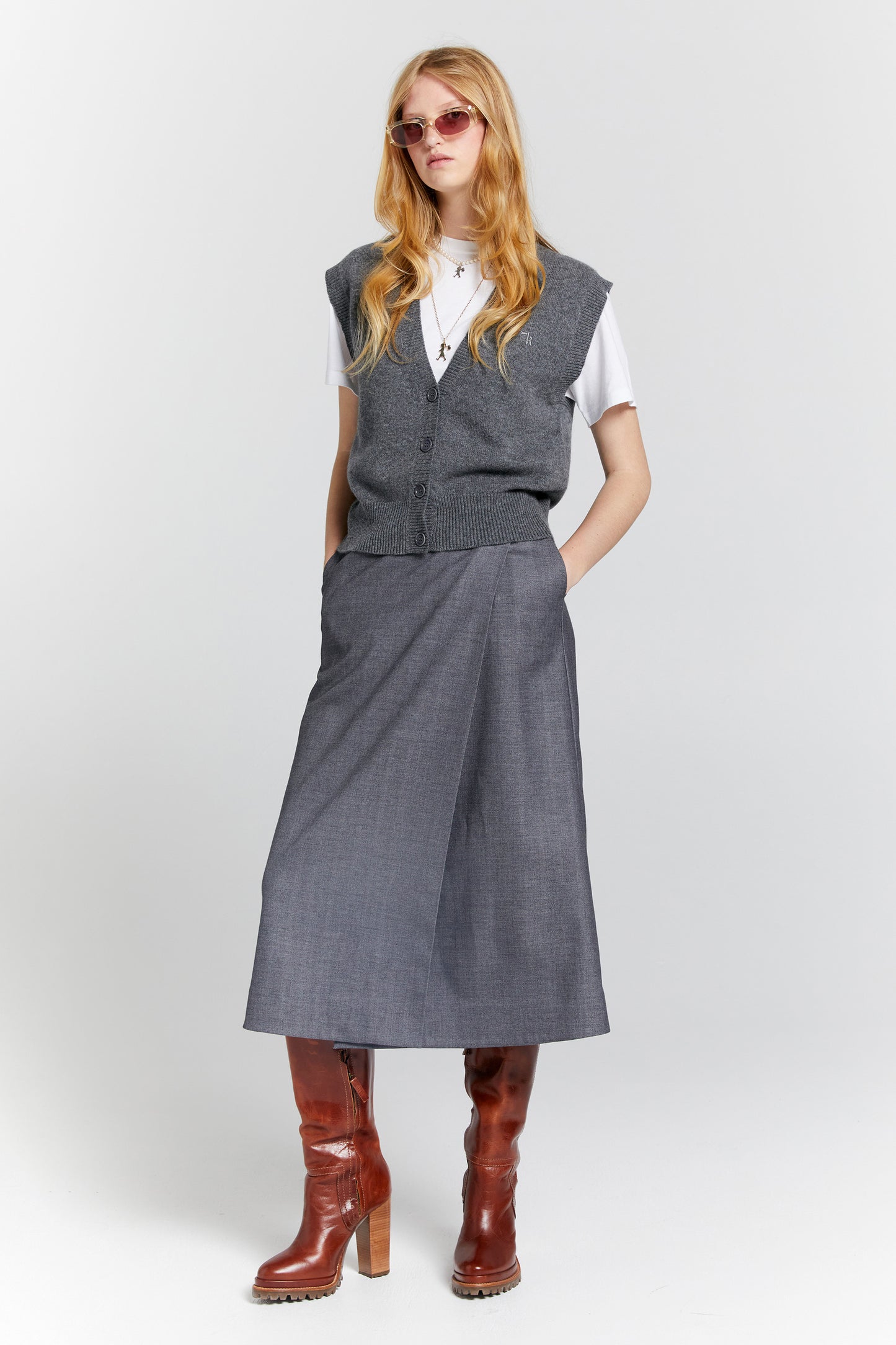 Mina Button Up Cashmere Vest Charcoal Marle