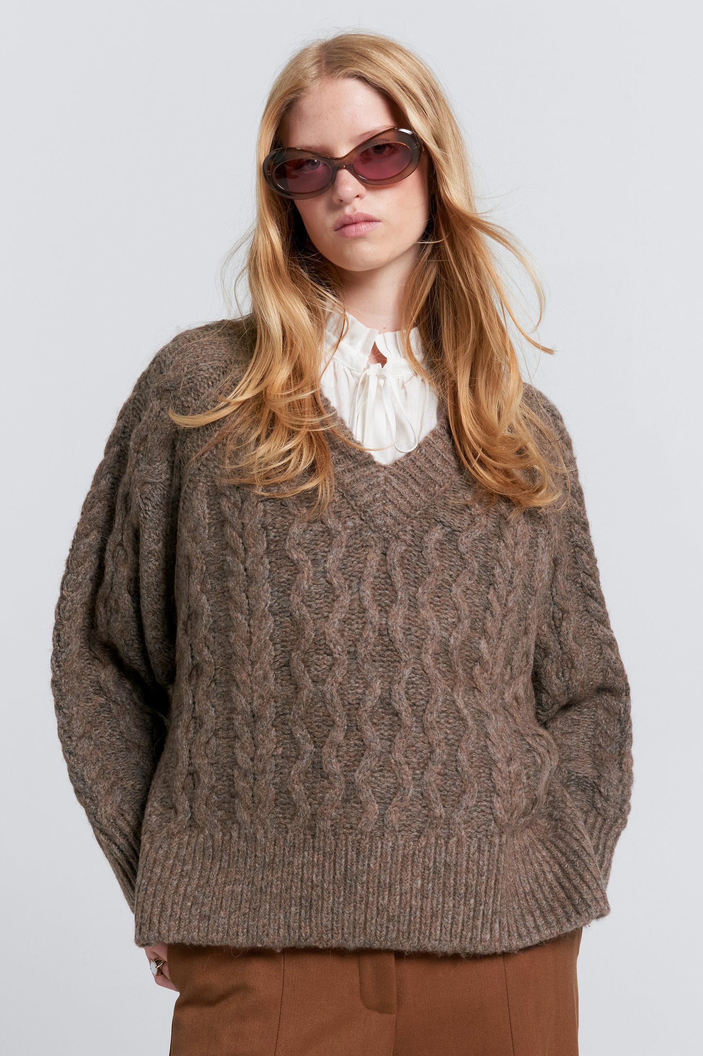 Cable Knit V Neck Sweater Walnut