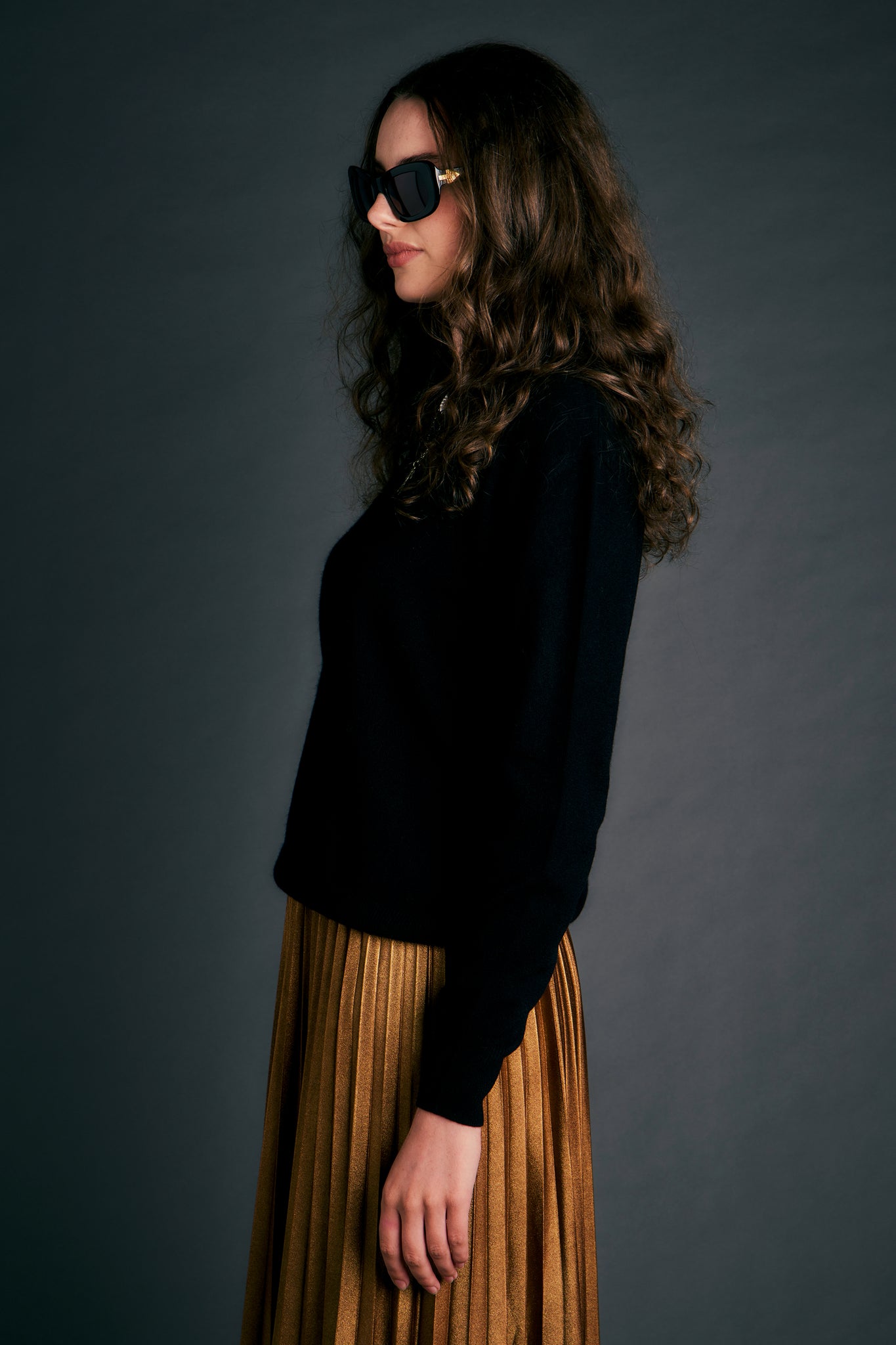 Classic Cashmere Sweater Black