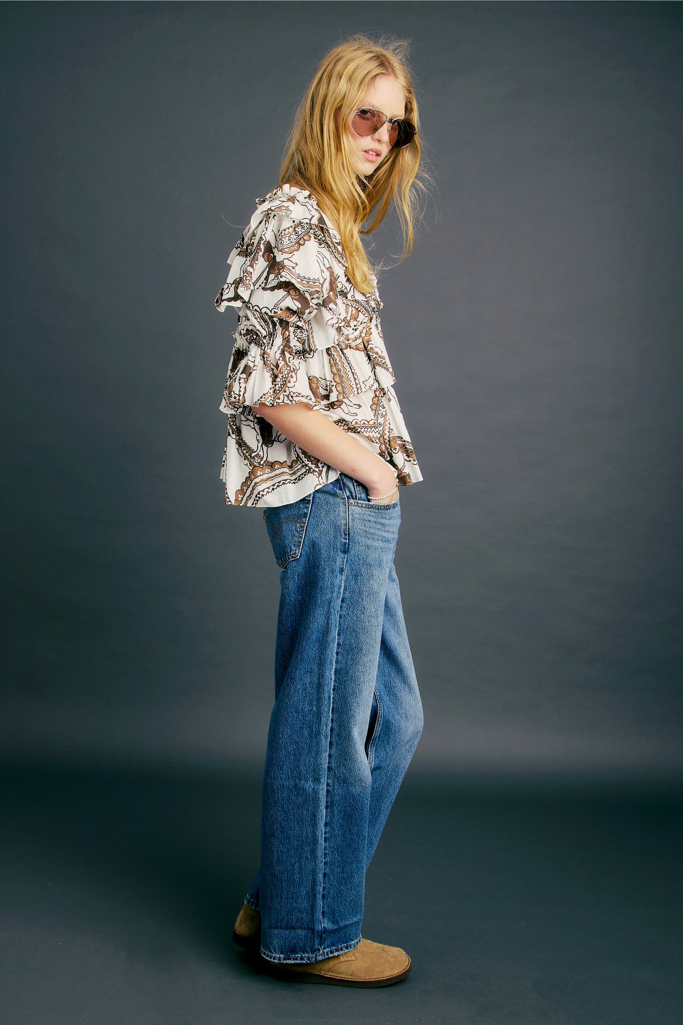 Low Loose Jeans Rescued City