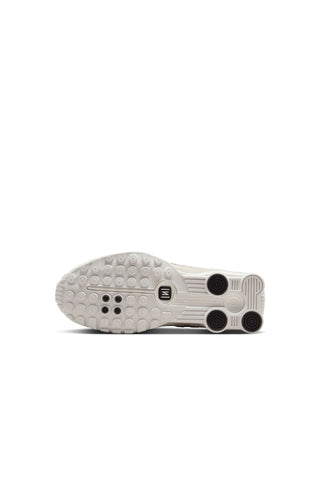 Shox R4 Shoes Summit White/Black/Orewood Brown