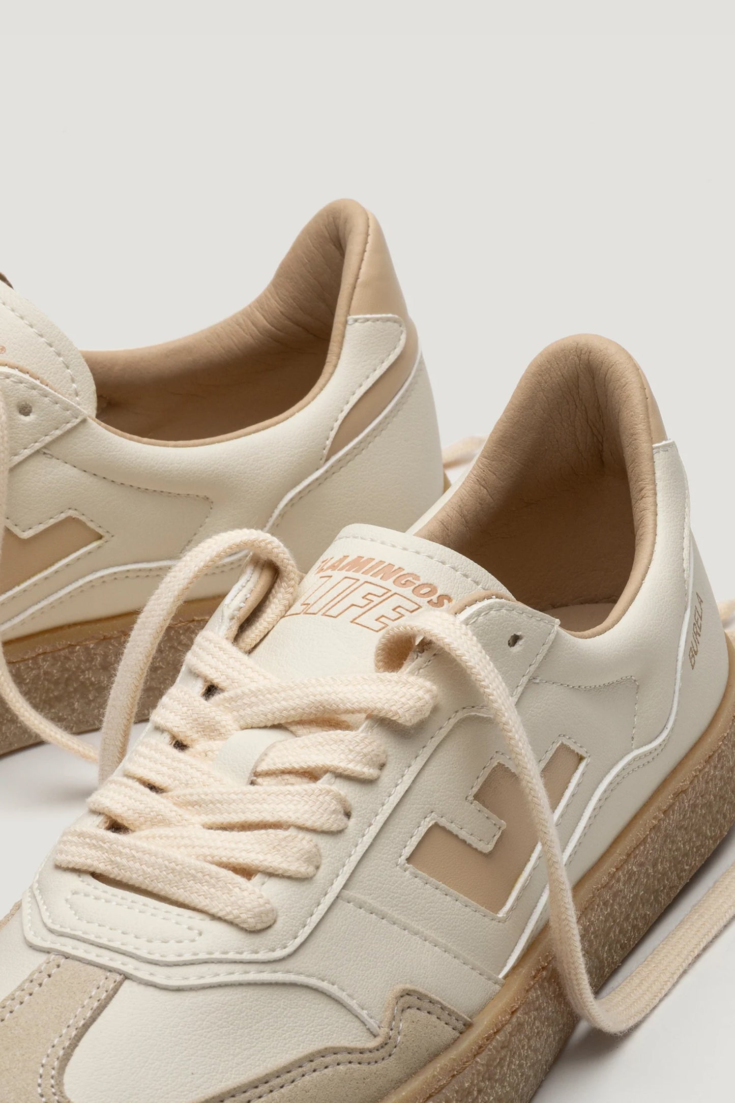 Burela Bold Sneakers Shell