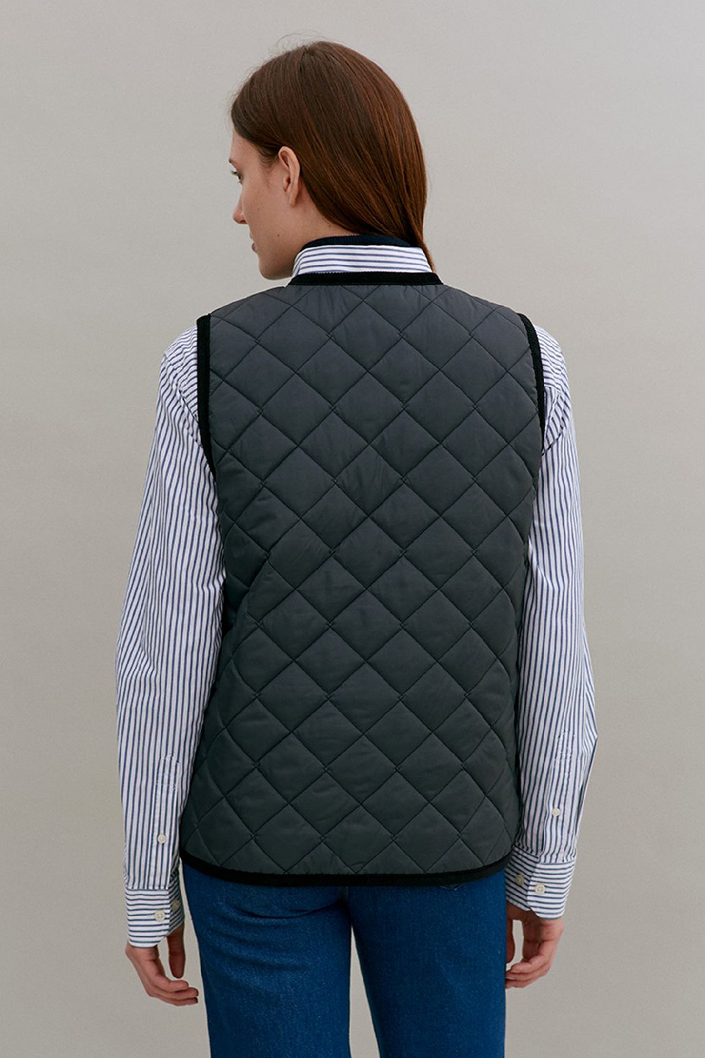 Contrast Cornard Gilet Lamp Black