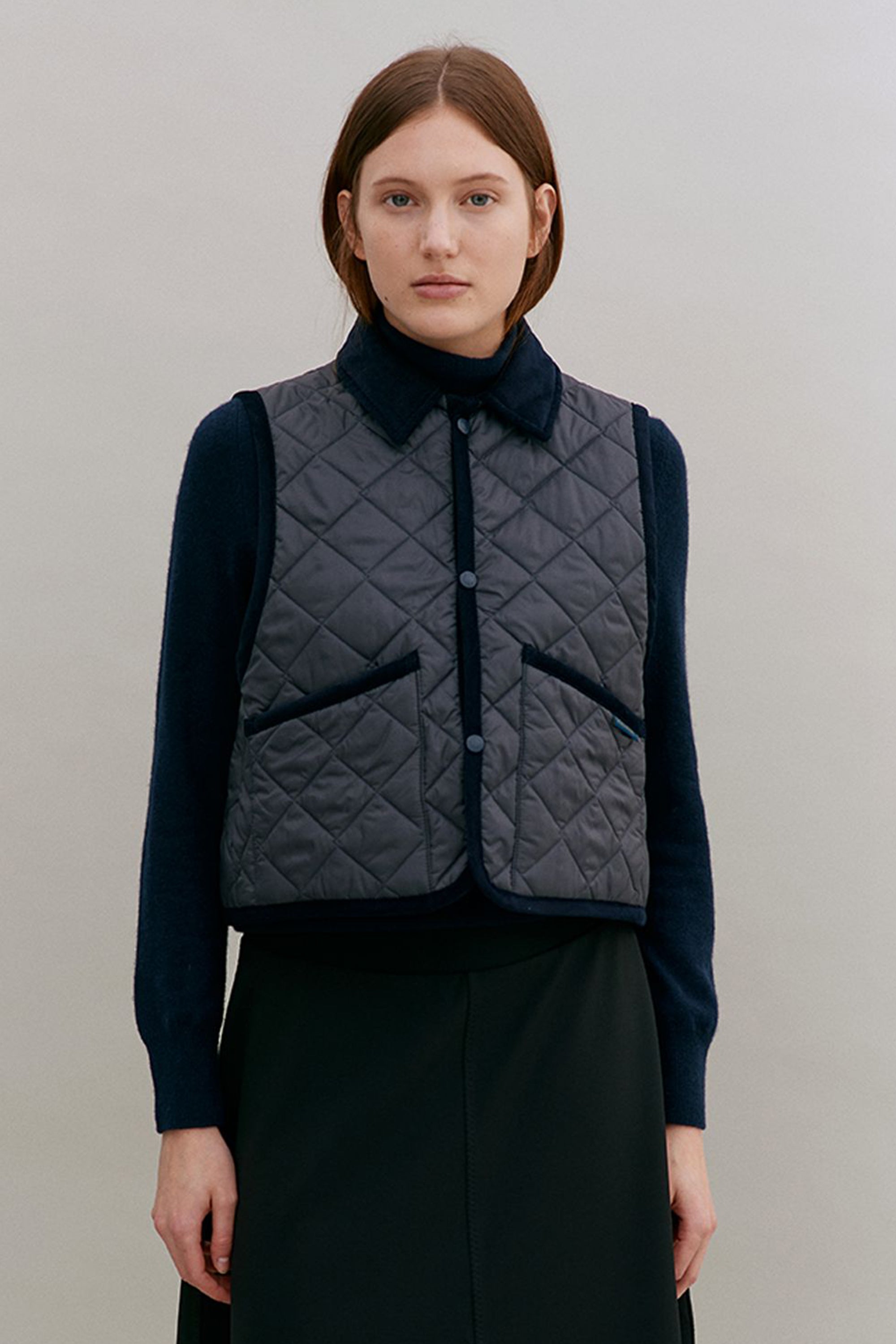 Cropped Raydon Gilet Suffolk Navy – Karen Walker