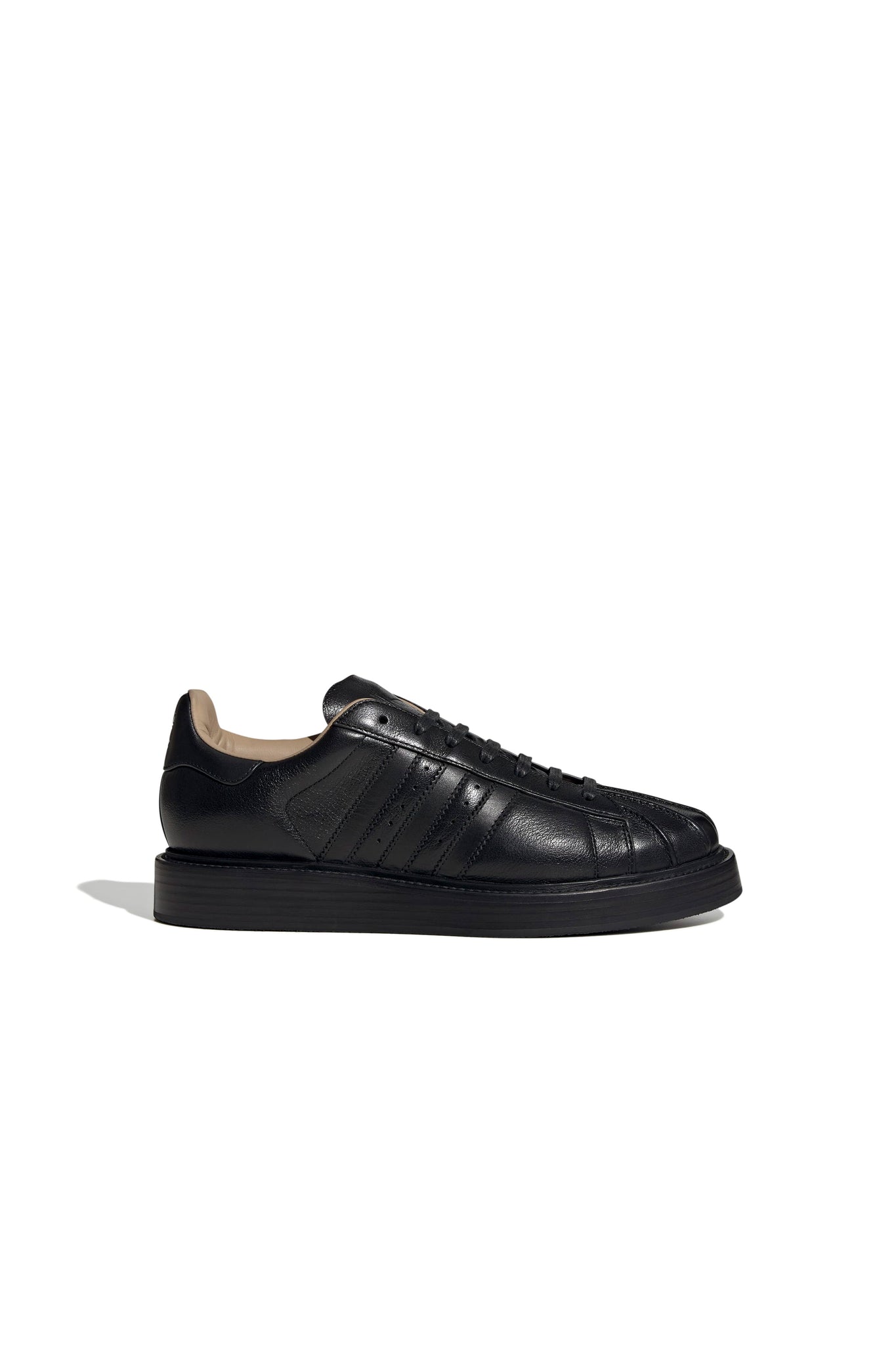 Superstar Lux MII Shoes Core Black