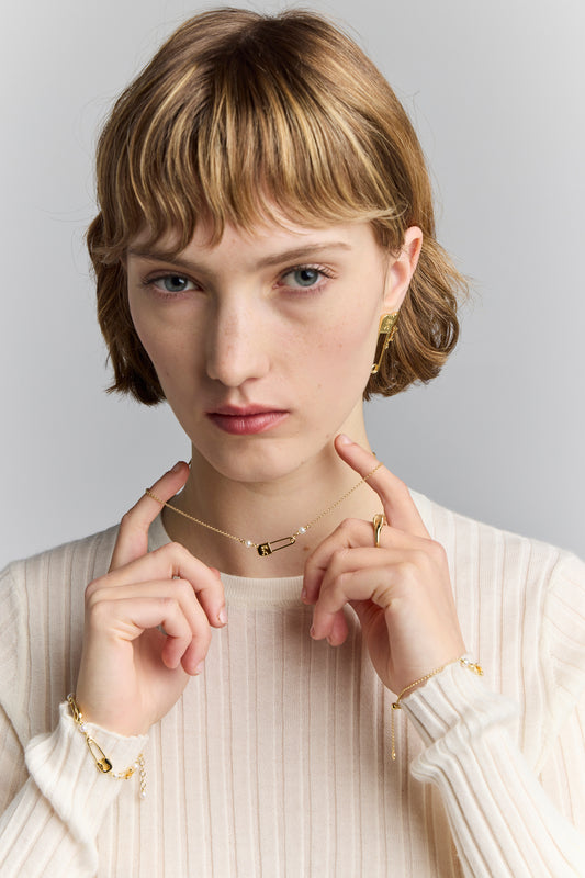Runaway Safety Pin Necklace with 2 x 4mm Freshwater Pearls Gold
