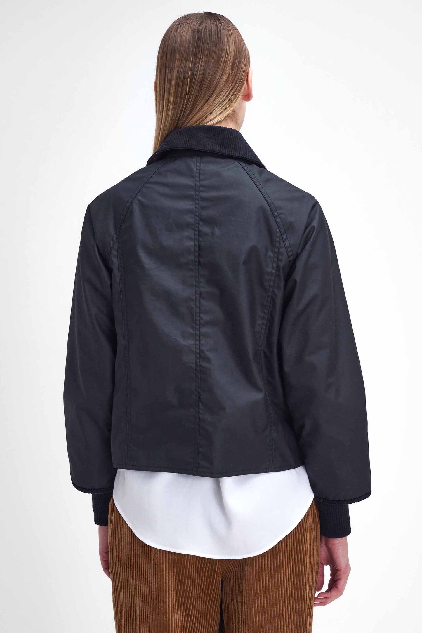 Cropped Beadnell Wax Jacket Black/Classic