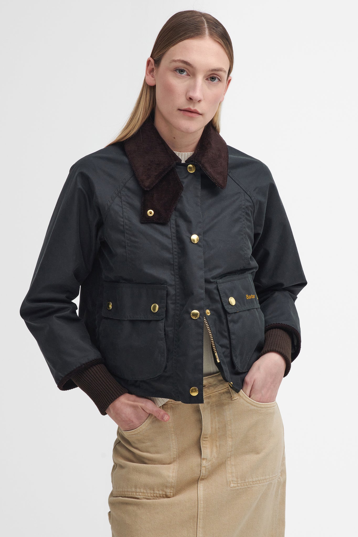 Cropped Beadnell Wax Jacket Sage/Ancient
