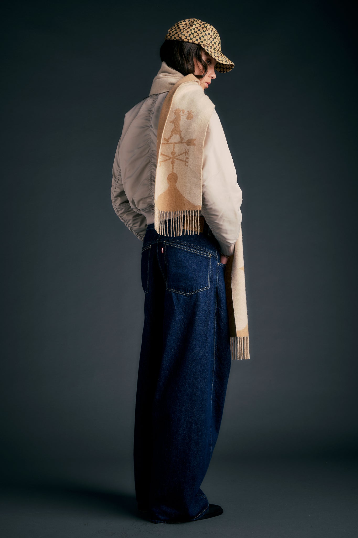 Super Baggy Barrel Jeans Shaded View