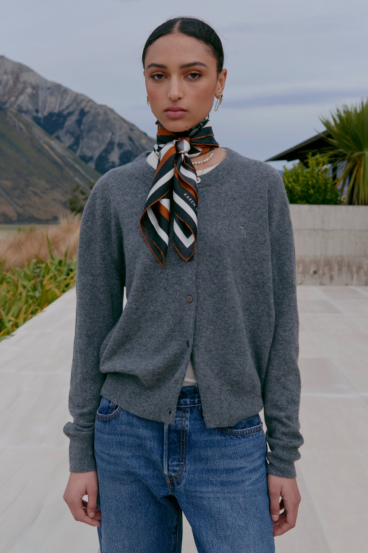 Posy Cashmere Cardigan Charcoal Marle