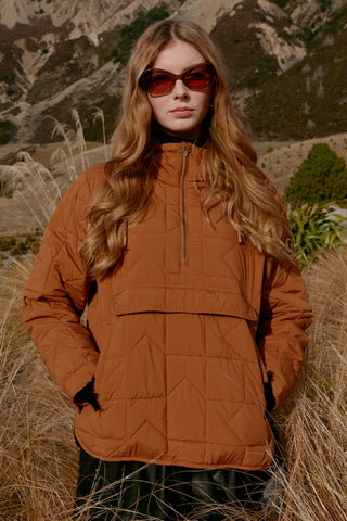 Quilted Rover Pullover Dark Tan