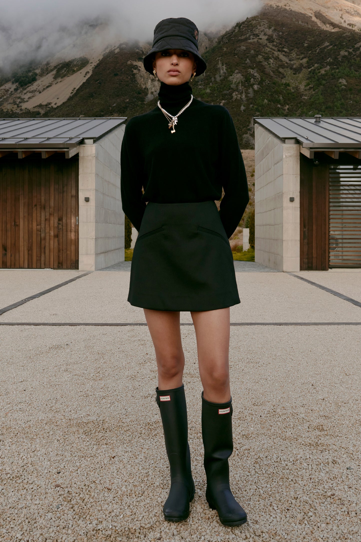 Riviera Skirt Black