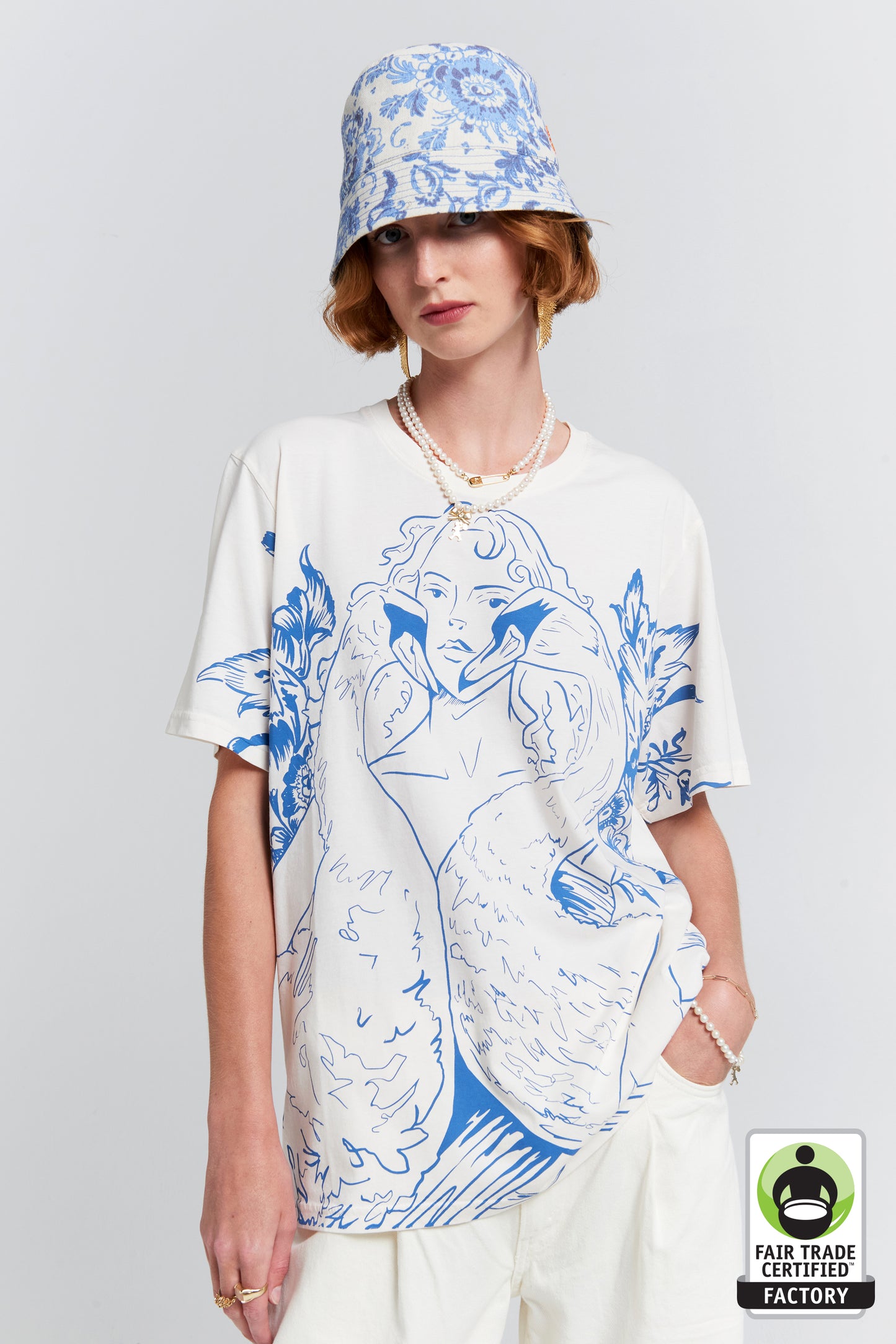Swan Girl Organic Cotton T-Shirt Ecru