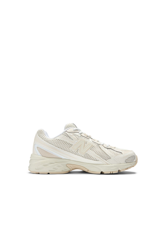 740 Bisque/Angora/Sea Salt